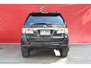 Toyota Fortuner 2.7 (ปี 2012) V SUV AT รูปที่ 3